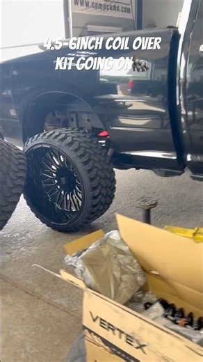 Bed cover, bumpers, drop down steps & Coil over kit ‪@RoughCountryTV‬ 🛞26x14 wheels ‪@axewheels‬