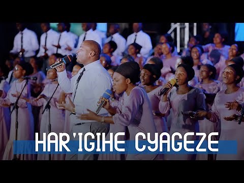 HAR' IGIHE CYAGEZE BY UMUBWIRIZA CHOIR ADEPR RUBAVU