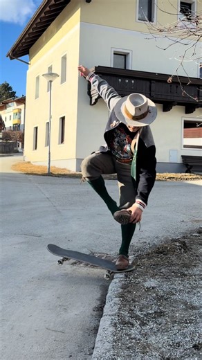 #skateboarding #skate #yodeling #jodelkurs