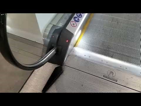 SCHINDLER TRAVELATOR AT WARRAWONG PLAZA PART 3