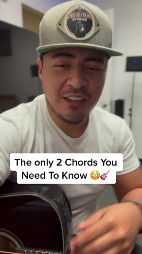 These are the only 2 Chords You Need To Know in order to play every single major chord. How to play corridos on guitar beginner requinto tutorial 🎸 #requinto #tabs #comotocarguitarra #bajoloche #corridosonguitar