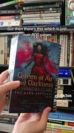 Exploring Cassandra Clare's 'Queen of Air and Darkness' - Book Review