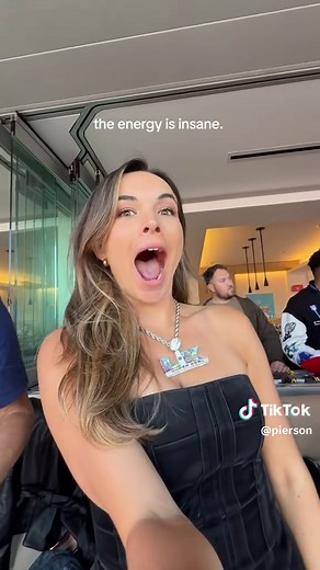 Singing in Public: Pierson Wodzynski at Rock 'n' Roll Marathon