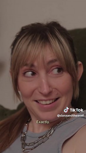 Understanding Polyamory and Relationship Dynamics: Exploring Feelings of Love and Missing Someone