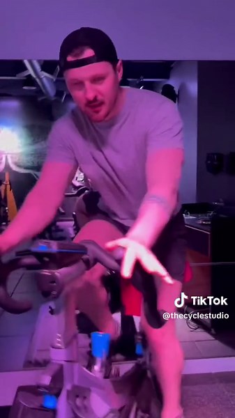 Bringing some vibes to the suburbs! #cycleclass #spin #cyclestudioclarknj