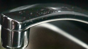 How to keep your chrome faucet clean