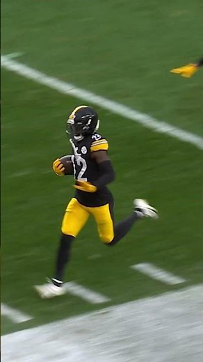 YO PIERRE‼️ He returns a Bengals fumble 34 yards for a TD! #CINvsPIT on CBS