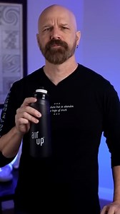 19K views · 135 reactions | Air Up is a water bottle that includes scented pods, supposedly tricking your brain to create the illusion of taste and add extra flavor to water. 磻 #airup #airupwaterbottle #flavoredwater #reusablewaterbottle | Freakin' Reviews | Facebook