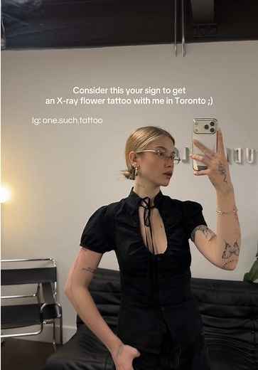 Dm me to book an appointment! #xraytattoo#floraltattoo#tattootoronto#tattooartisttoronto#floralbacktattoo