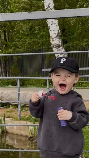 Cute Toddler's Contagious Laughter While Blowing Bubbles! 😂🫧