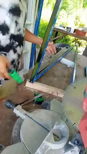 Project Preparation Sliding window Awning window Jaloplas window Aluminum door #slidingwindows #jalousie #screendoor #liezlbediotglass #glassandaluminumworks #slidingscreendoor #kitchendesignaluminum | Liezl Tubog Tajanlangit | Facebook