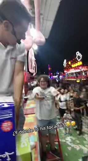 🎶EN LA TÓMBOLA ANTOJITOS🎶 😂#tombolaantojitos #enlatombolaantojitos #tombola #antojitos #lamejortomboladelmundo #viral #feria #superpremios #latombolaantojitos #premio #airfryer #palomitera #amasadora #batidora