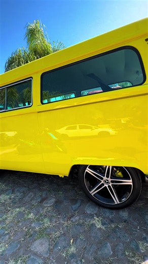 Cuando las cosas se hacen bien, se notan… y esta combi no solo se ve, también camina como debe 🔥 Si estás buscando una combi diferente, bien armada y lista para disfrutarse en serio… aquí la tienes 🔥📞33 31988107 #DeTochoMorocho #combi #vocheros