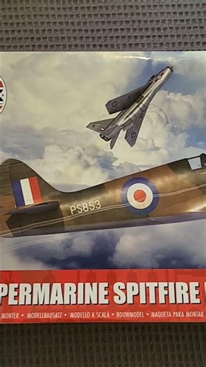 Teaser! SUPERMARINE SPITFIRE PR.XIX, Airfix skill 2