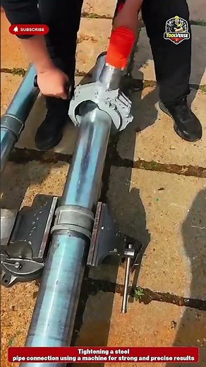 Tightening Steel Pipes Using a Pipe Threading Machine #powertools
