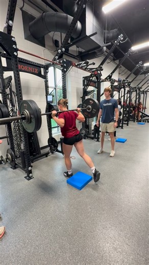 Elon Sports Performance on Instagram: "Sprints Jumps D1 of indoor conference Block Barbell reverse lunge paired with hurdle to board jump- leaving the last 2 sets open for athlete autonomy to go heavier if desired. Split Jerks with medball throws as well as lat pull downs for propulsion, yielding, as well as a corrective Lastly- post chain work which is under appreciated and often overlooked in alactic populations, with accessories addressing more isolated tissues for resiliency as we all know, 