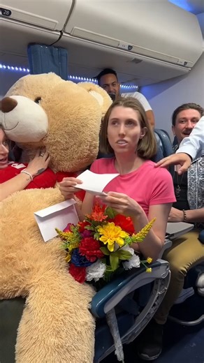 409K views · 2.4K reactions | He Surprised Her in the Cutest Way ❤️  This original video was produced by Network Media and Original Videos from Adrian Lomeli | Plot Twist Central | Facebook