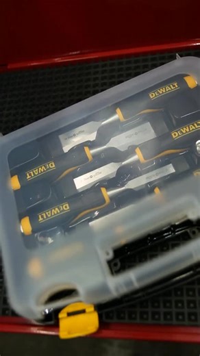 64% Price Drop💥6pce Wood Chisel Set from Dewalt Limited time offer and while stocks last 👉Race into Sydney Tools Boxing Day sale today or head to our website for more unbeatable deals #welovetools #teamsydneytools | Sydney Tools