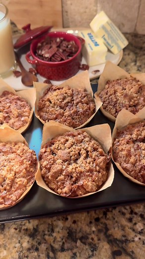 Delicious Pecan Pie Muffins Recipe for Fall