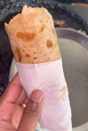 Egg Chicken roll Recipe | Chapathi roll | chicken roll recipe |