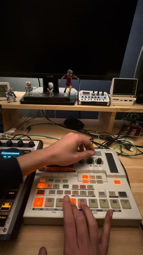 The Forgotten Lo-fi silver box : The mighty Yamaha SU200 #hiphop #beats #sampler #samplig