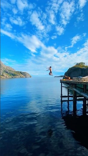 Arctic swim 💦 🧊