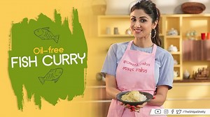 I love fish, and being a Mangalorean, I couldn’t stop myself from sharing one of my favourite coastal recipes today. The best part of the dish is that it is made with ZERO oil. Yes, I am making an easy Oil-free Fish Curry. Rich in protein, this healthy recipe is surely going to give you serious health-goals. Try it out and let me know how you like it. #SwasthRahoMastRaho #TastyThursday | Shilpa Shetty Kundra