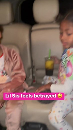 358K views · 8.4K reactions | Did she really just call her sister a “2 time back stabber”? 勞 | Beautiishername | Facebook