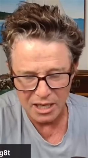 After half an hour of deliberation, Billy and his daughter concluded that Taylor Swift’s new song “Father Figure” might be about Andy Reid 👀 | Hot Mics With Billy Bush