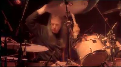 149K views · 185 reactions | Kansas - Miracles Out of Nowhere / Carry on Wayward Son - Live in Atlanta 2002 Filmed at the "Earthlink Live!" - Steve Walsh / keyboards, vocals - Phil Ehart / drums - Billy Greer / bass, vocals - Robbie Steinhardt / violin, vocals - Richard Williams / guitars | Progressive Rock Land | Facebook