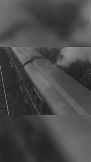 The LMS Coronation Class were true kings of the rails. Designed by Sir William Stanier in the 1930s, these streamlined Pacifics were built for speed, power, and elegance — hauling prestigious express trains like the Coronation Scot. In their striking blue and silver livery, they became symbols of luxury and modernity, even breaking speed records with runs over 114 mph. Later, many were repainted into classic LMS crimson lake and BR green, but their reputation as some of the finest steam locomoti