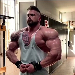 7.2K views · 936 reactions | Bodybuilders news Andrea Presti Ifbb pro offseason update Team Stones | Culturismo Italiano | Facebook