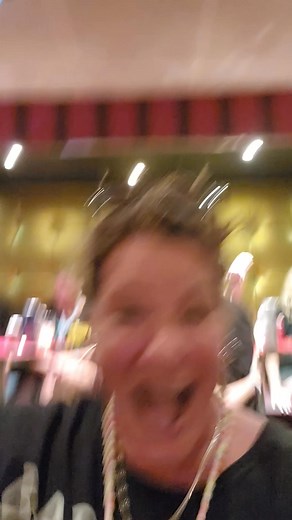 Day 5 , We going cruising!! 207 people in our travel group! | Ellisa Jordan