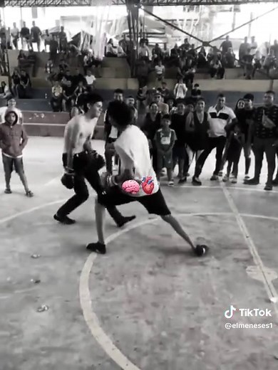 Sparring Techniques in Boxing: A Complete Guide