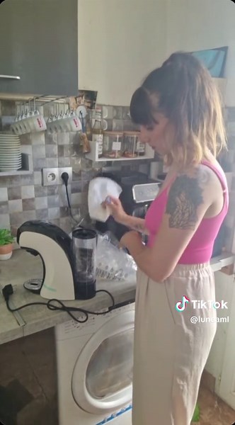 Explore the Multi Dosette Coffee Machine at Carrefour