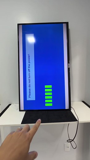 Atualizar TV TCL pelo pendrive: passo a passo para tirar do logo Google