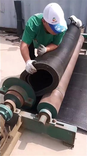 Heavy-duty rubber conveyor belt winding process - Good tools and machinery make work easy