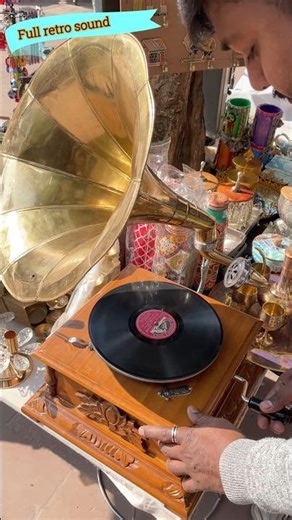 Found this 💎 in a vintage market- Gramophone Magic 🎶