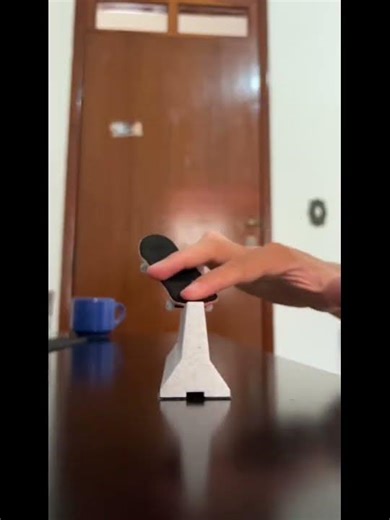 Nollie flip crooked nollie flip out #fingerboard #skatedededo