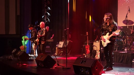 It’s official! The “Pretty Bad Boys” of Canadian rock, GODDO, are returning to “lighve” action for their 50th Anniversary! Led by its legendary founder, singer/bassist GREG GODOVITZ, the all-new GODDO is now a powerfully dynamic 6-piece consisting of guitarists STEVE JENSEN and STEVE MACPHERSON, keyboardist DREW WINTERS, saxophonist GENE HARDY and original GODDO drummer MARTY MORIN. This re-energized rendition of GODDO delivers new life and spirit to their classic hits like “So Walk On”, “Sweet