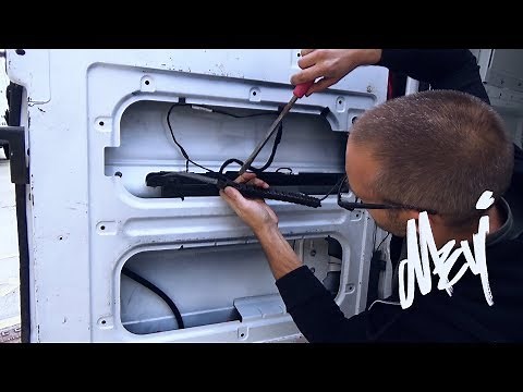 Repairing the 270° back doors.