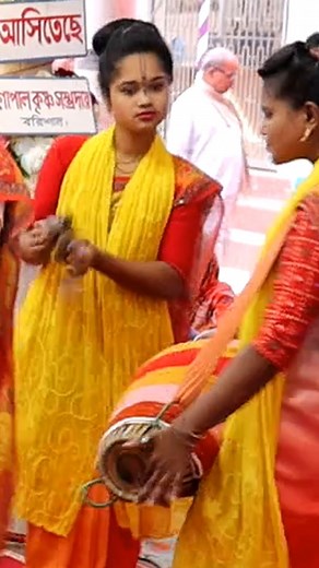 সখীরা অস্থির নৃত্য করে পাগল করলো আমায় | Daily Collection