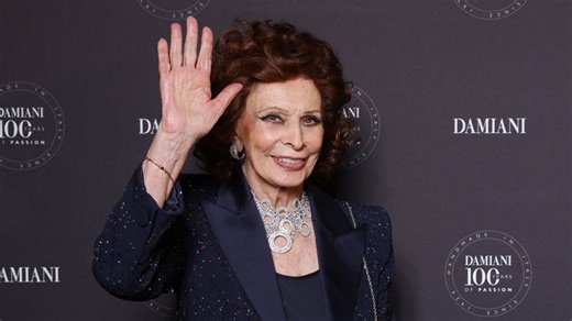 Sophia Loren a magyar unokáival szülinapozott, csodaszép fotó a 91 éves olasz díváról és családjáról