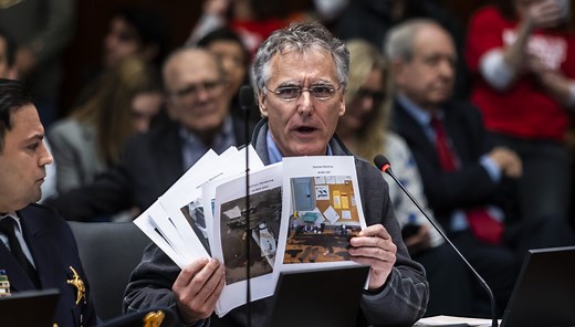 Yes, the 1994 federal assault weapons ban saved lives