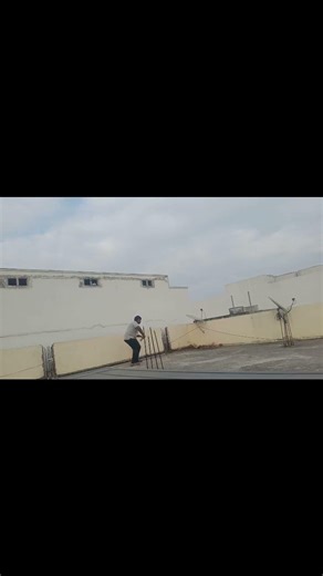 LEFT HAND BATSMAN VS LEFT ARM FAST BOWLER ITS AN EDGE #fastbowler #bestbowler #leftarmspinner #bowl