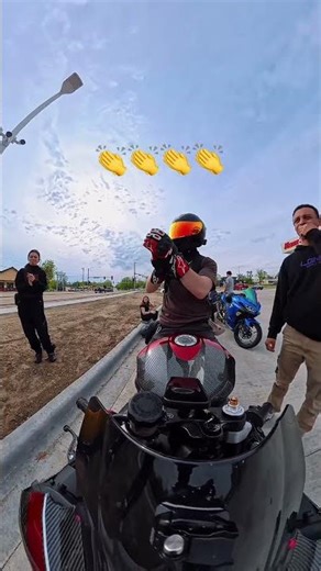 The proper way to say goodbye to the homies after a ride🥱 #booktok #motorcycle #yamahar6 #funny