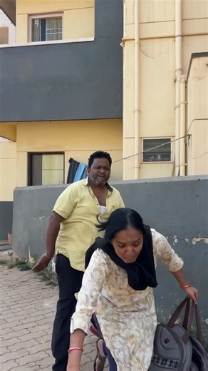 Santosh Keri on Instagram: "Recreate Hogi byarena scene ready aat #kannadareels #santoshkeri #dharwad #hubli #sandalwood #belgaum"