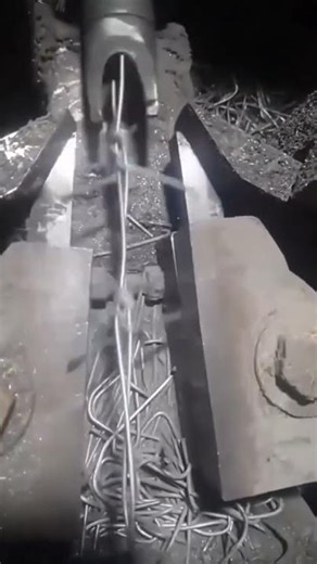 the process of making barbed wire by advanced machines