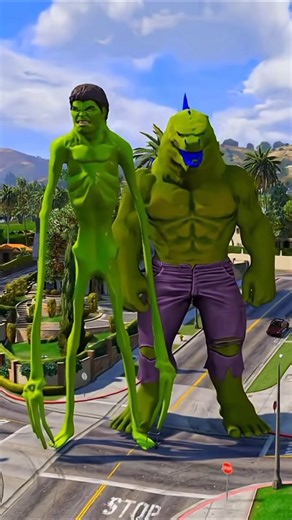 Red Hulk Vs Hulk 😱 who is stronger #shorts