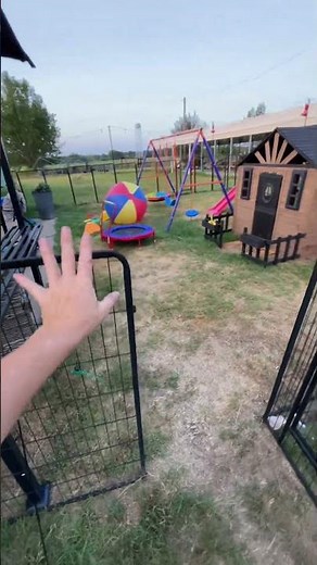 Looking for an easier DIY fence you can install yourself? These metal fence panels connect together